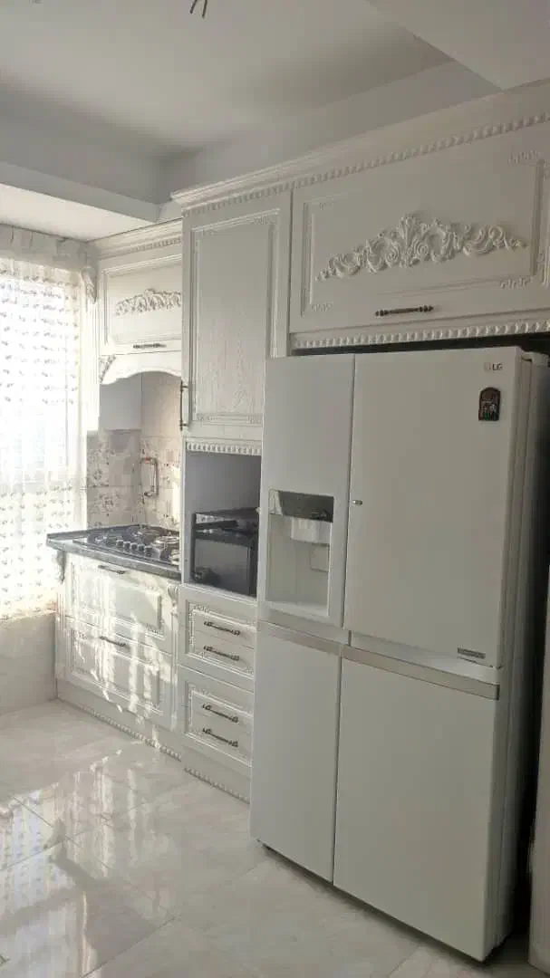 ۸۵متر ۲ خوابه/وردآورد/پنجره‌های قدی/بدون مشرف