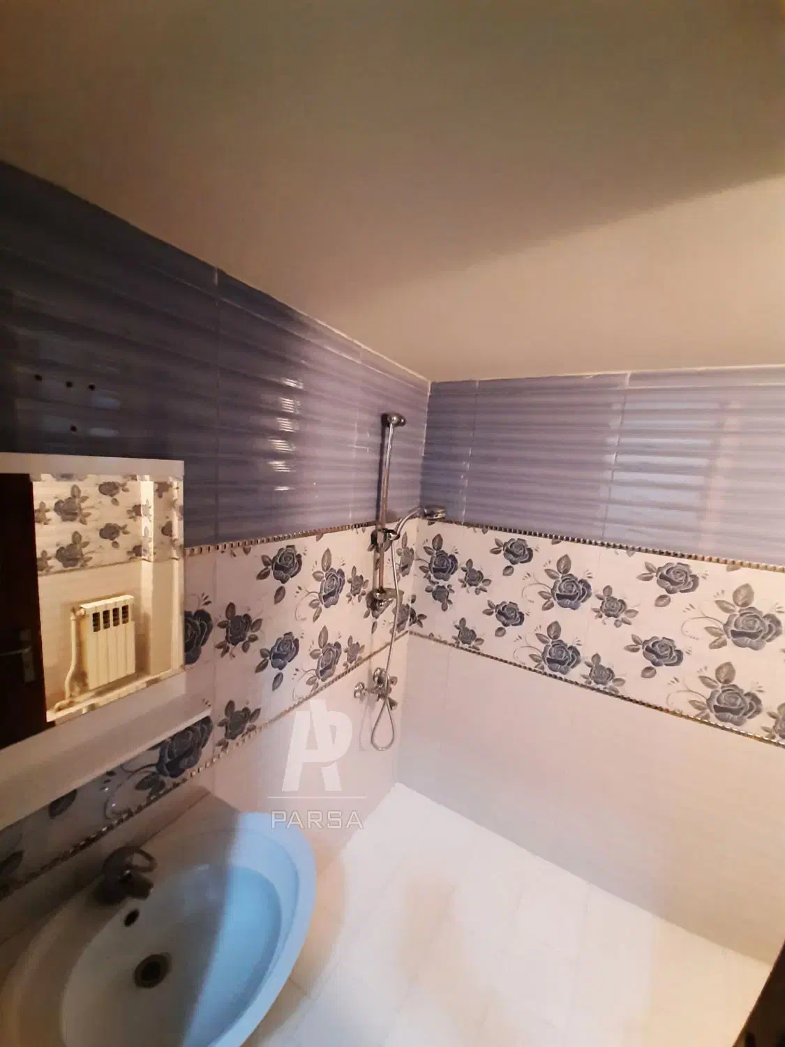 ۲۹۰متر۴خواب/ غرق نور-بالکن بزرگ/ جهان کودک