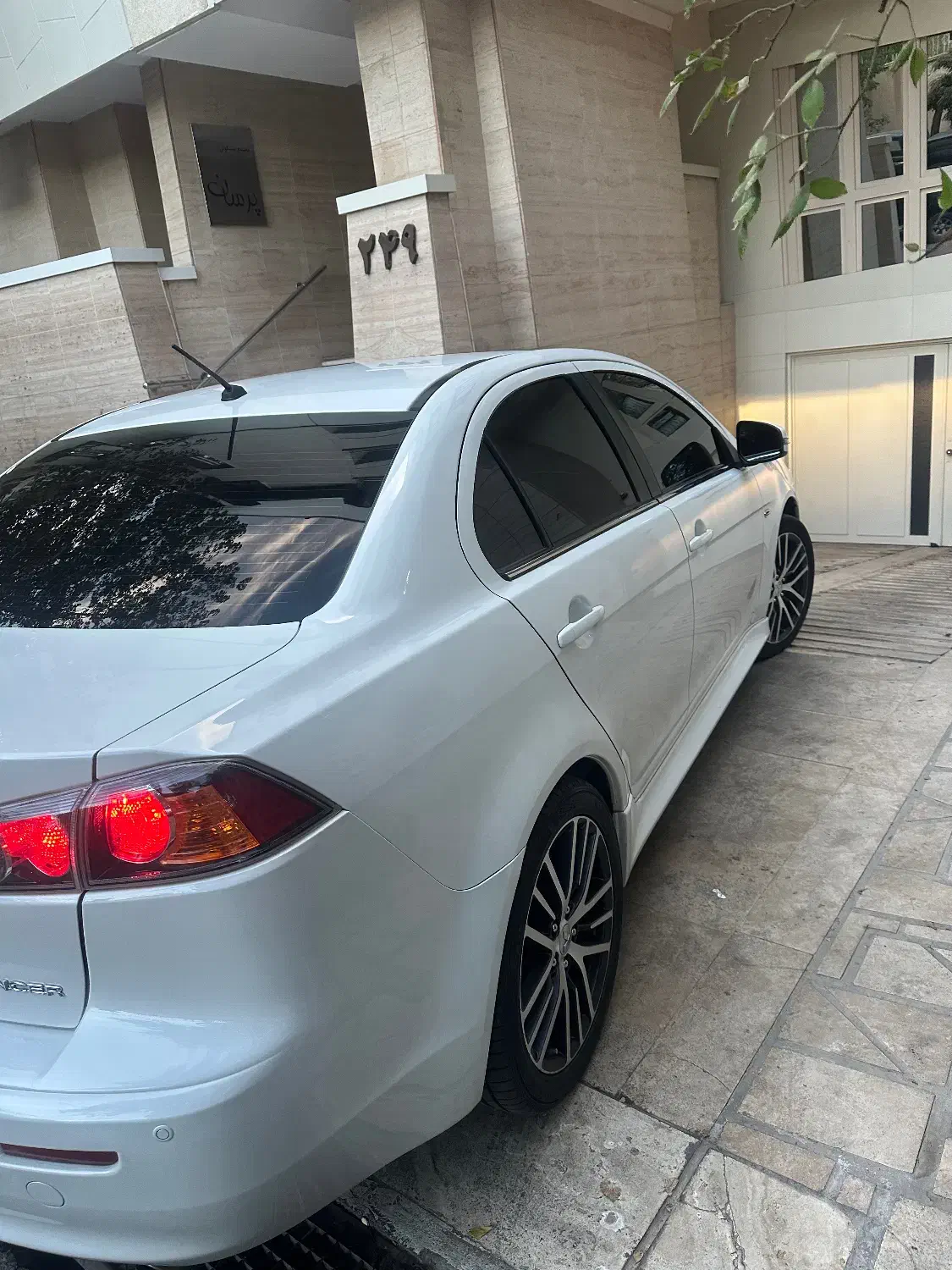 میتسوبیشی لنسر ۲۰۱۷ مشابه صفر|خودرو سواری و وانت|تهران, اکباتان|دیوار