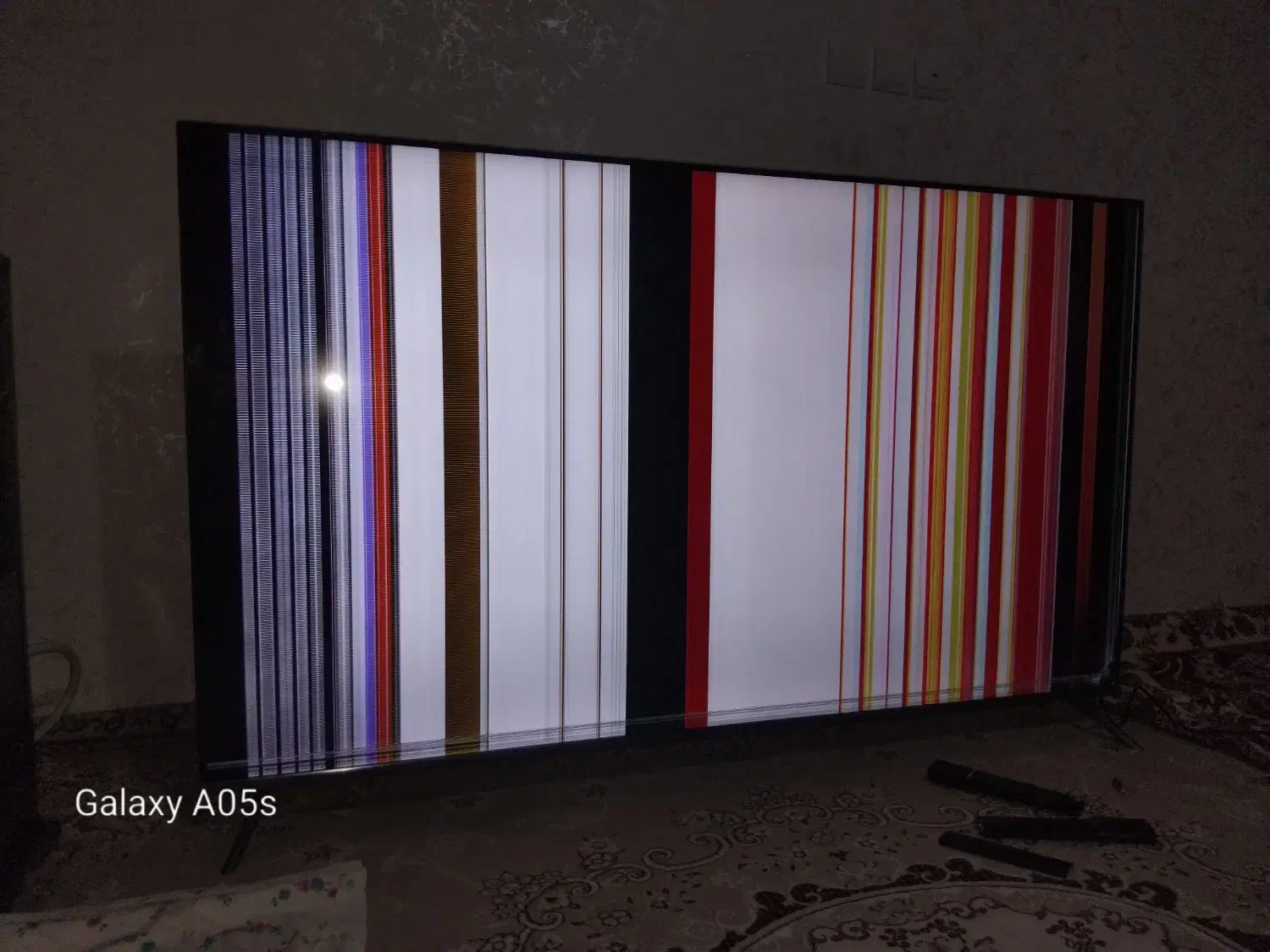 ال ای دی ۶۵ اینچ جی پلاس پنل شکسته|صوتی و تصویری|کرج, احدآباد|دیوار