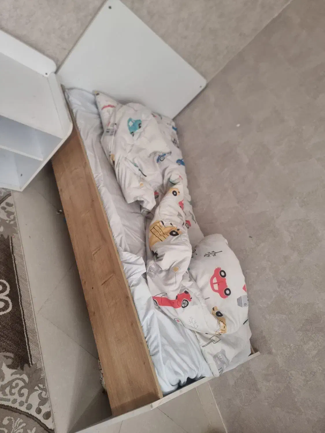 تخته کودک نوجوان|تخت و سرویس خواب|زاهدان, |دیوار