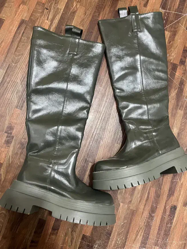 بوت چرم زنانه|کیف، کفش، کمربند|بندر ماهشهر, |دیوار