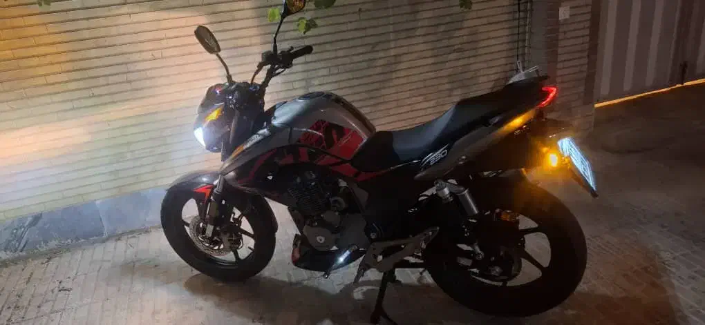 موتور زونتس ۲۳۰ سی سی|موتورسیکلت|اندیشه, اندیشه فاز ۱|دیوار