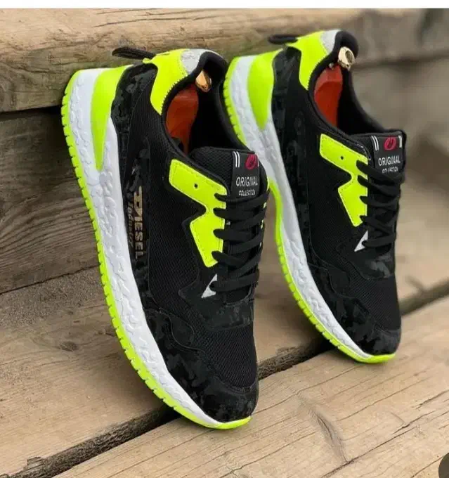 کیف و کفش|کیف، کفش، کمربند|بم, |دیوار