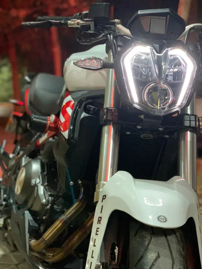 بنلی جفت 250 مدل 1402|موتورسیکلت|اصفهان, برازنده|دیوار