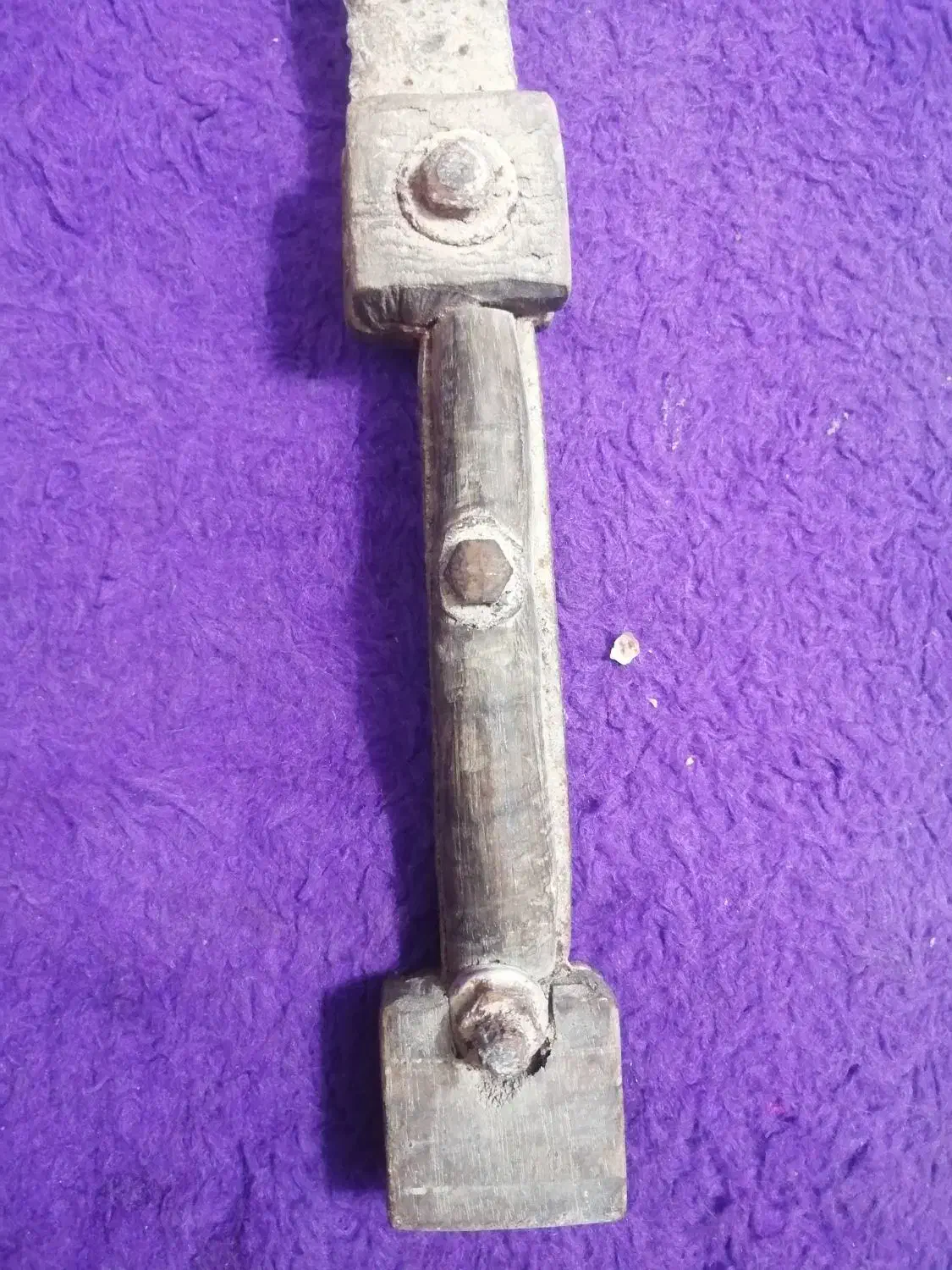 شمشیر قدیمی|کلکسیون اشیاء عتیقه|نجفآباد, حومه نجف آباد|دیوار