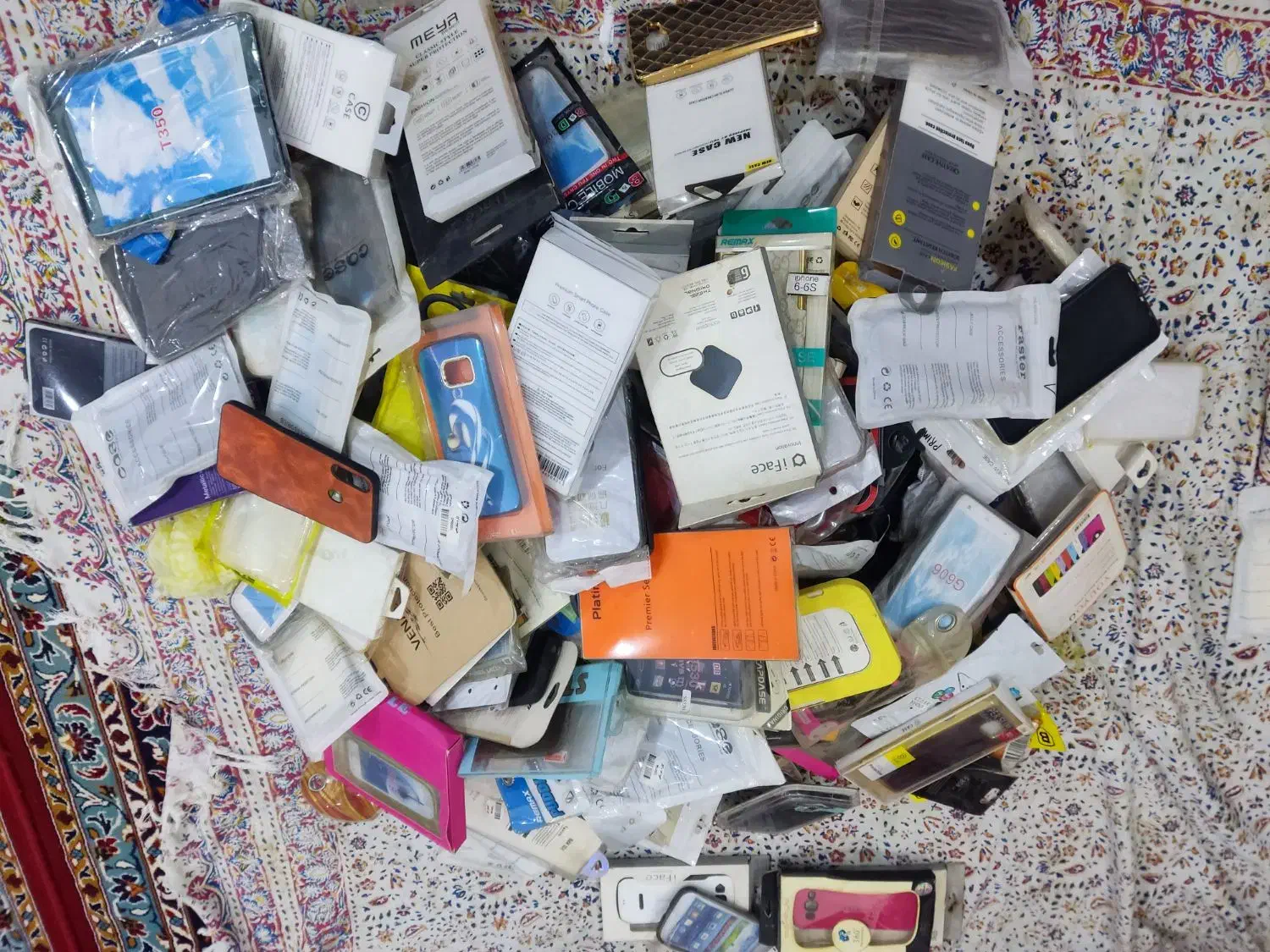 قاب موبایل کم یاب|لوازم جانبی موبایل و تبلت|دزفول, |دیوار