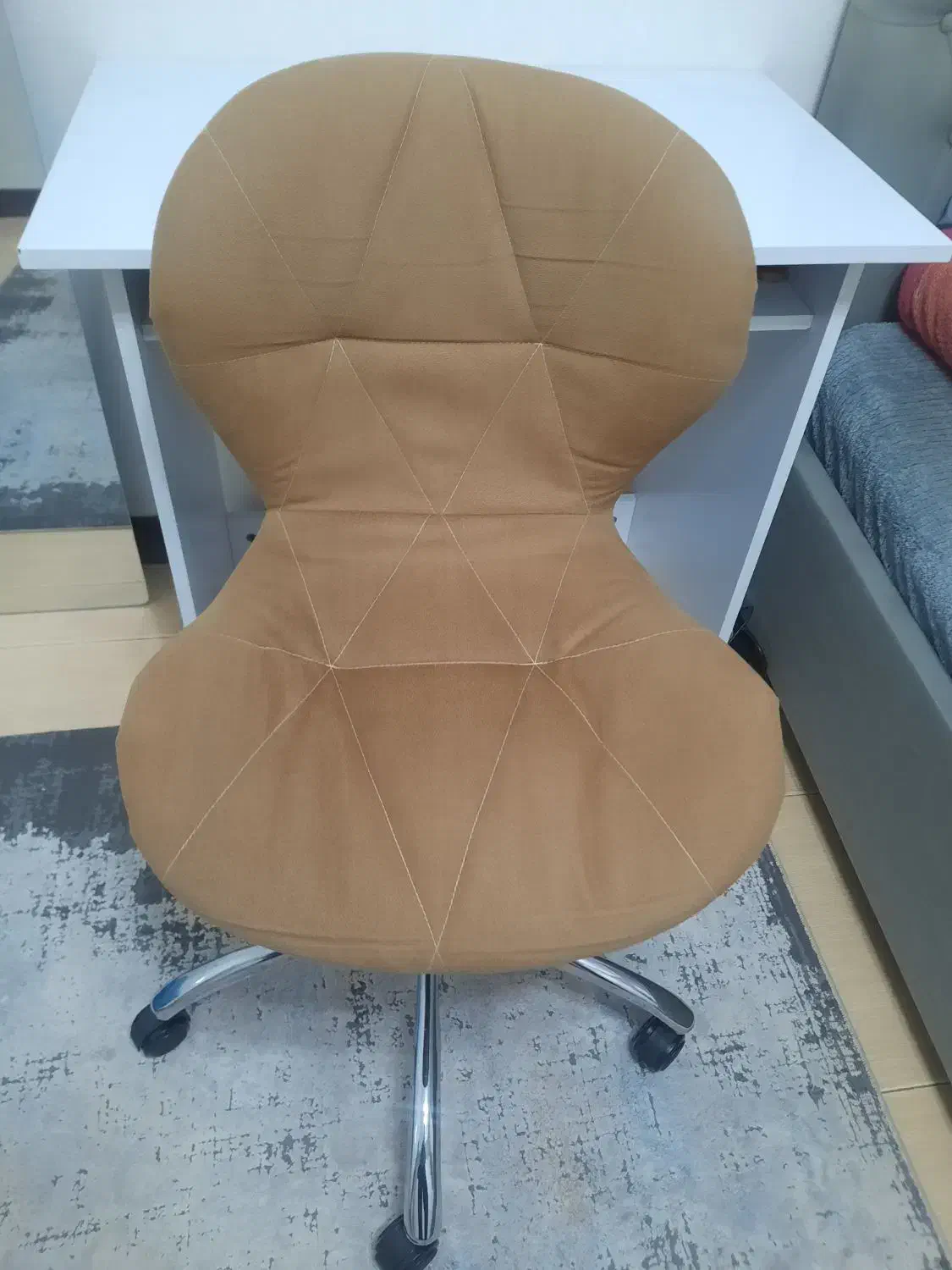 میز تحریر و صندلی|میز تحریر و کامپیوتر|مشکین‌دشت, |دیوار