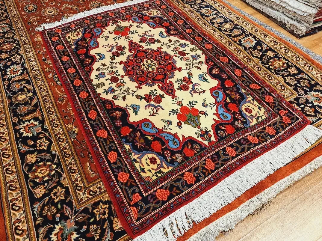 ذرع و نیم دستباف آکبند بیجار|فرش|تهران, اکباتان|دیوار