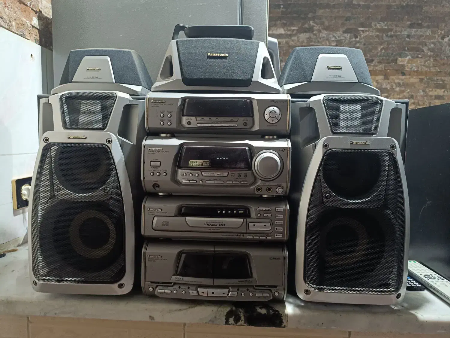 ضبط طبقاتی پاناسونیک|سیستم صوتی خانگی|رباط‌کریم, رباط‌کریم|دیوار