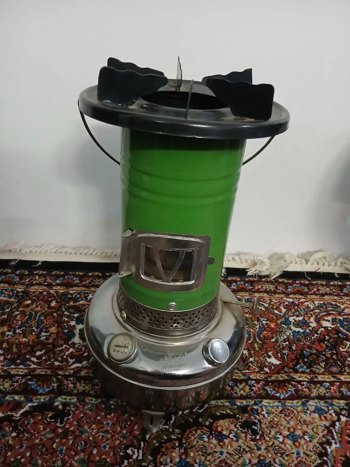 چراغ های قدیمی (گرد سوز خوراک پزی و زنبوری)|کلکسیون اشیاء عتیقه|قدس, شهر‌قدس|دیوار