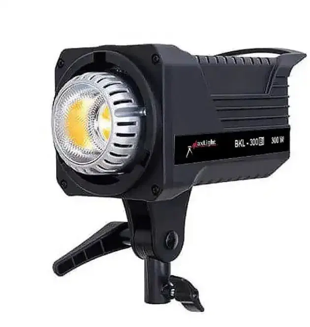 نوثابت مکس لایت|دوربین عکاسی و فیلم‌برداری|اسلام‌شهر, شهرک احمدیه|دیوار