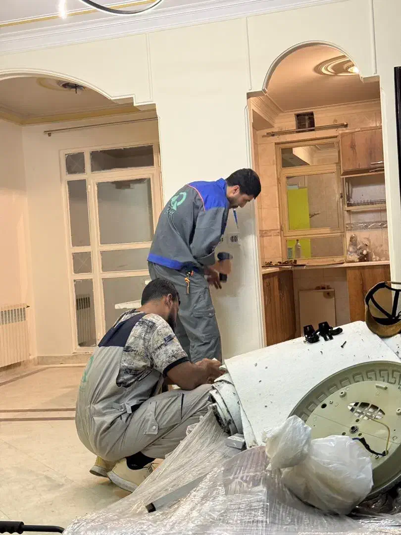 نصب لوستر و لامپ و کلید پریز /عیب یابی و رفع آن|خدمات پیشه و مهارت|تهران, پونک|دیوار
