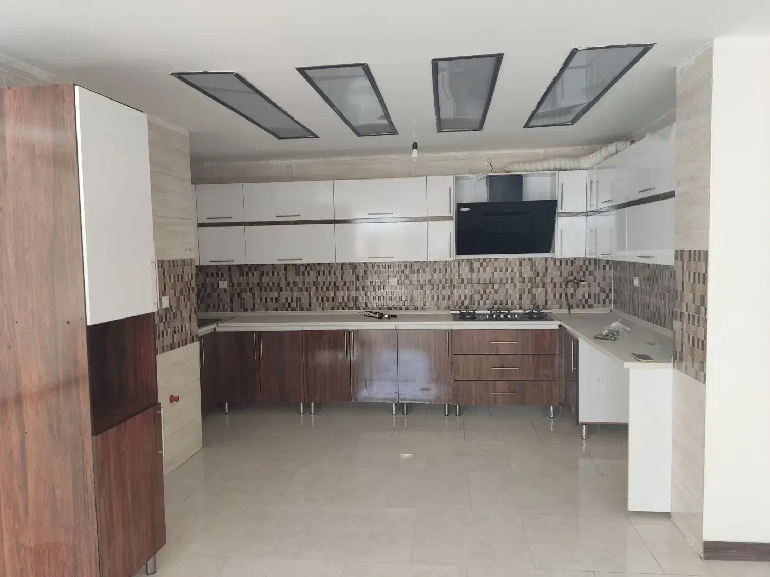 آپارتمان همکف فدک نزدیک بلوا علیمردان خان|اجارهٔ آپارتمان|شاهینشهر, فدک|دیوار