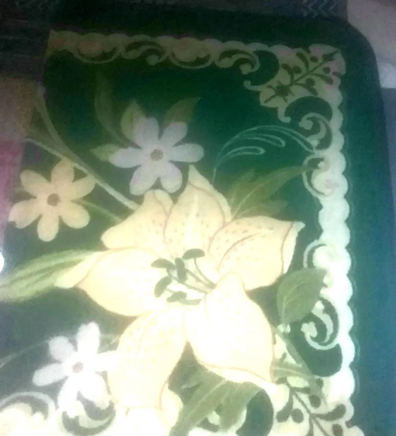 پتوی گلبافت یکنفره و س تا پتوی بچه گانه|رختخواب، بالش، پتو|ملارد, |دیوار