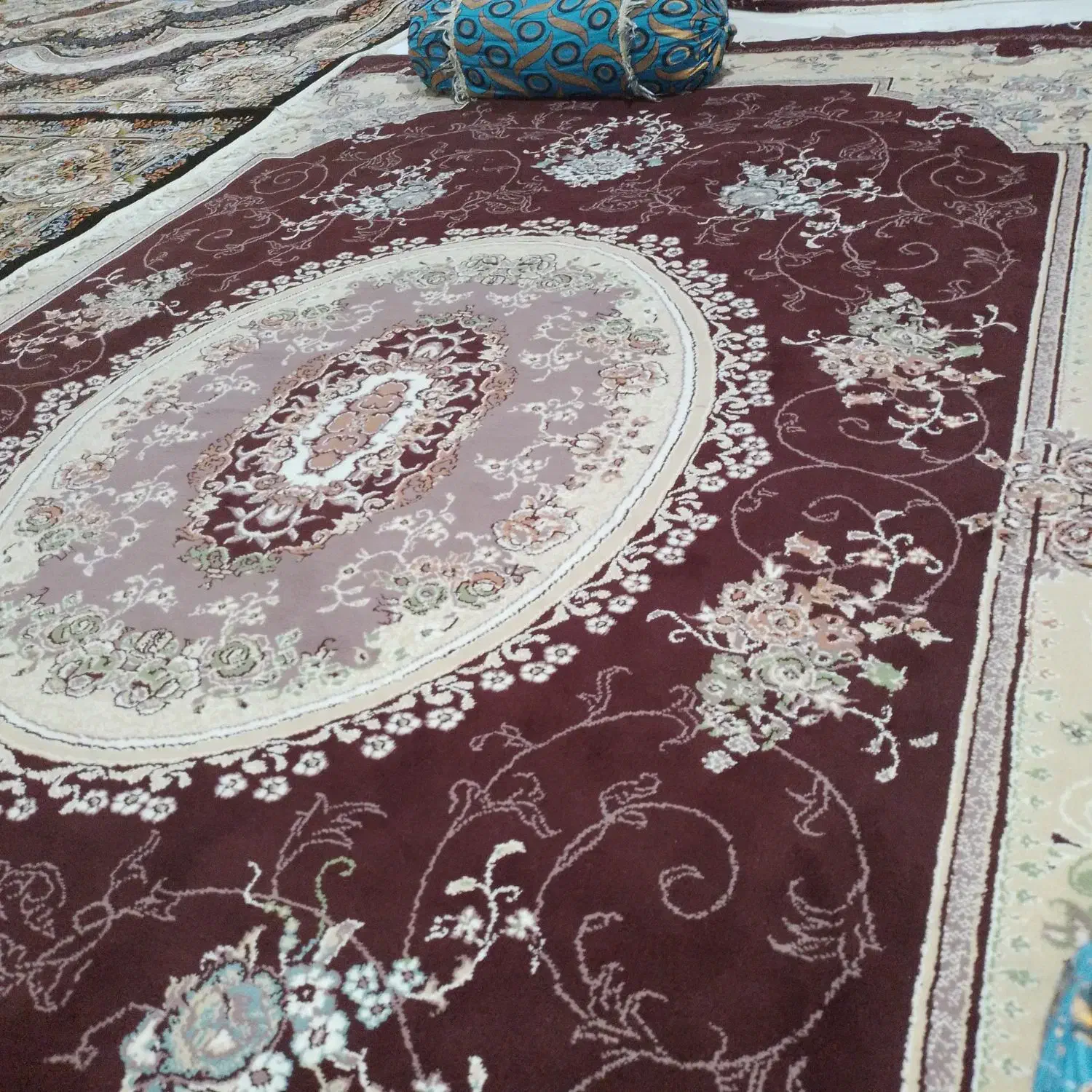 سه تا قالی سالم بدون پارگی با یه گلیم فرش|فرش|سرپل ذهاب, |دیوار