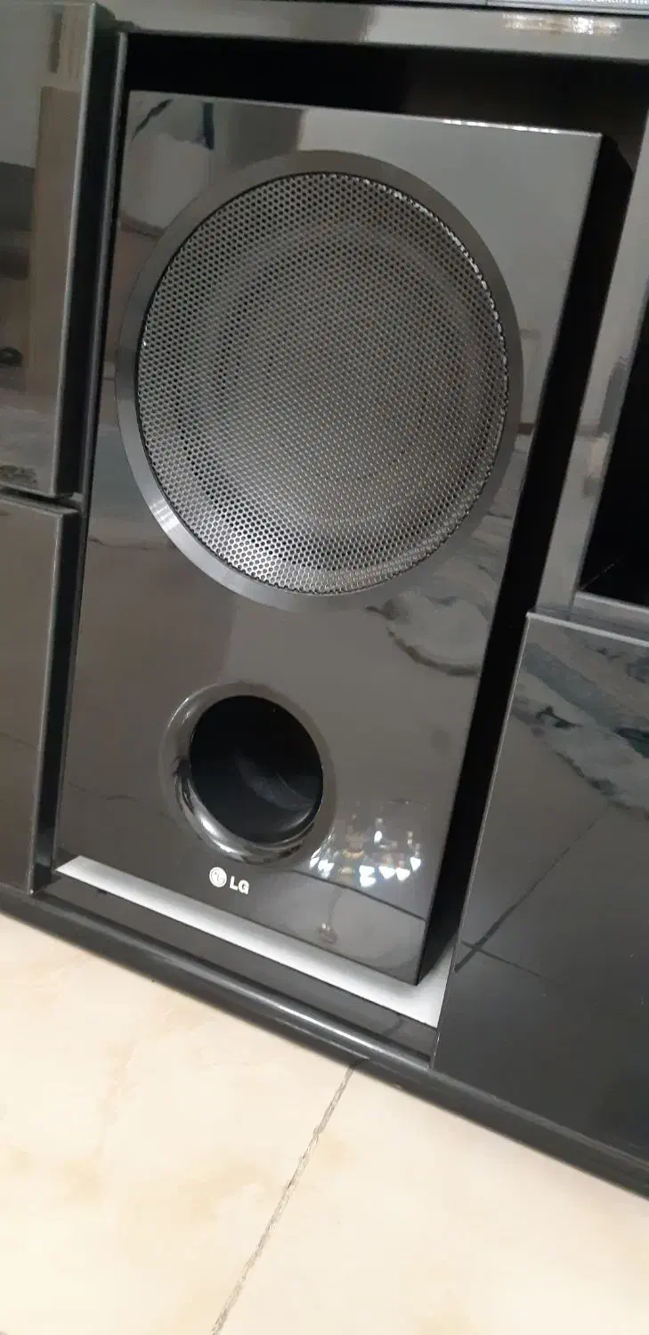 شش بلند گو و ساب|سیستم صوتی خانگی|تهران, سعادت‌آباد|دیوار