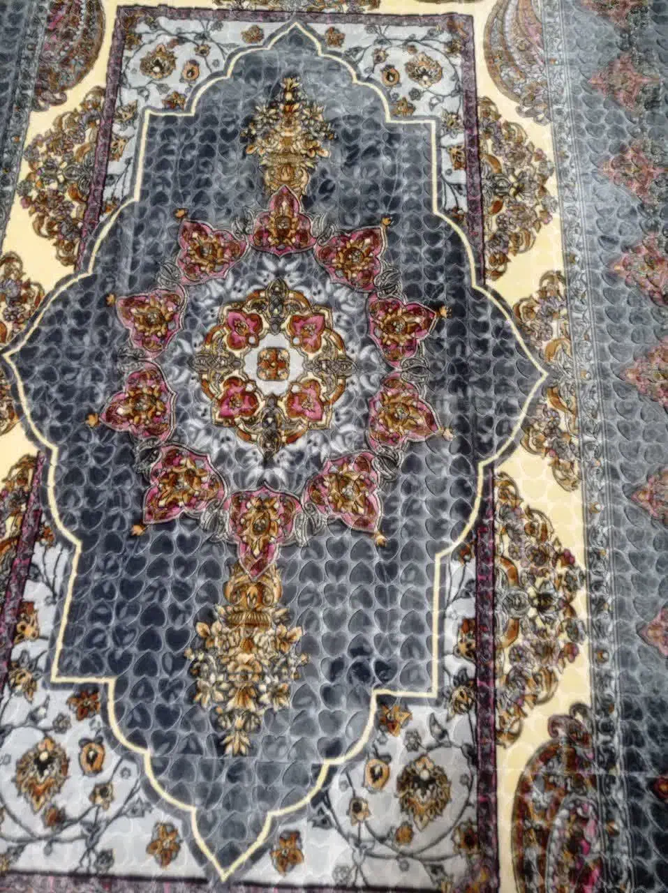 روفرشی|روفرشی|نجف‌آباد, کهریزسنگ|دیوار