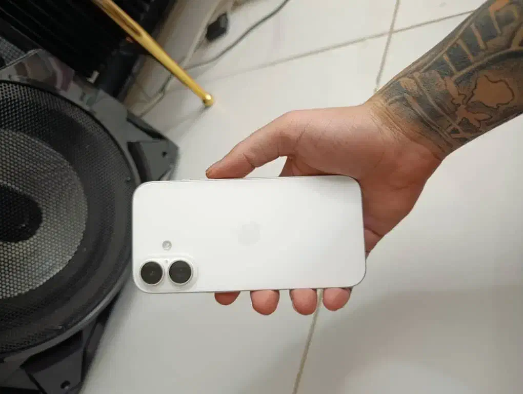 گوشی ایفون ۱۶ نرمال بدون ریجستر|موبایل|کرج, ساماندهی|دیوار