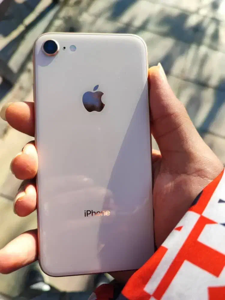 iphone8|موبایل|کرج, باغستان|دیوار