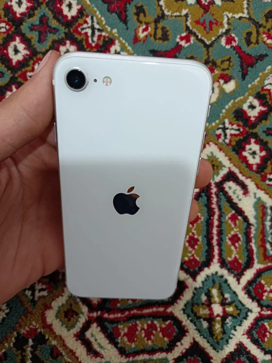 اپل iPhone SE (2020) با حافظهٔ ۱۲۸ گیگابایت|موبایل|کرمان, |دیوار