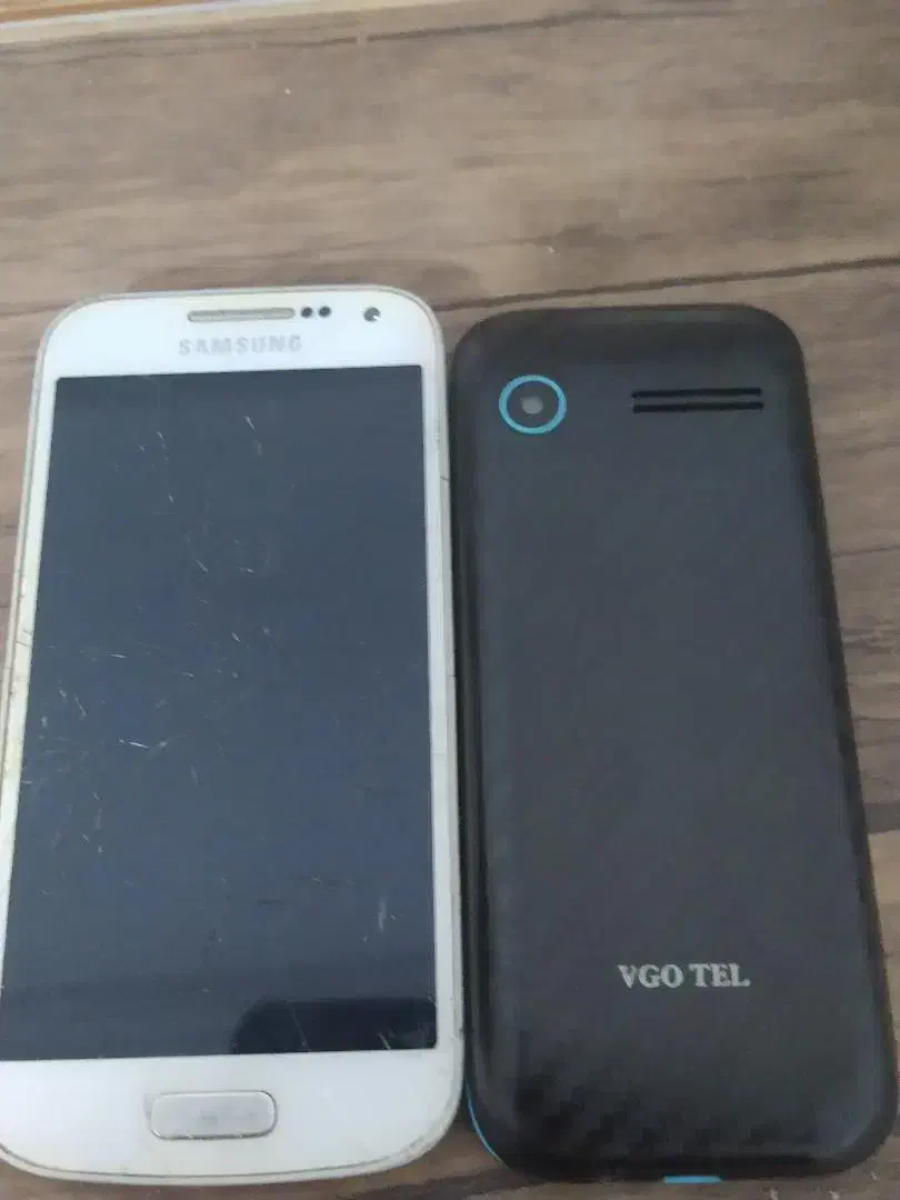 دوتا گوشی نیازمند تغمیر با گوشی ساده معامله میکنم|موبایل|ایرانشهر, |دیوار