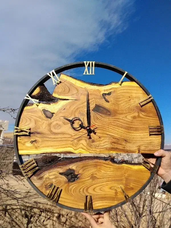 ساعت دیواری|ساعت دیواری و تزئینی|ری, جوانمرد قصاب|دیوار