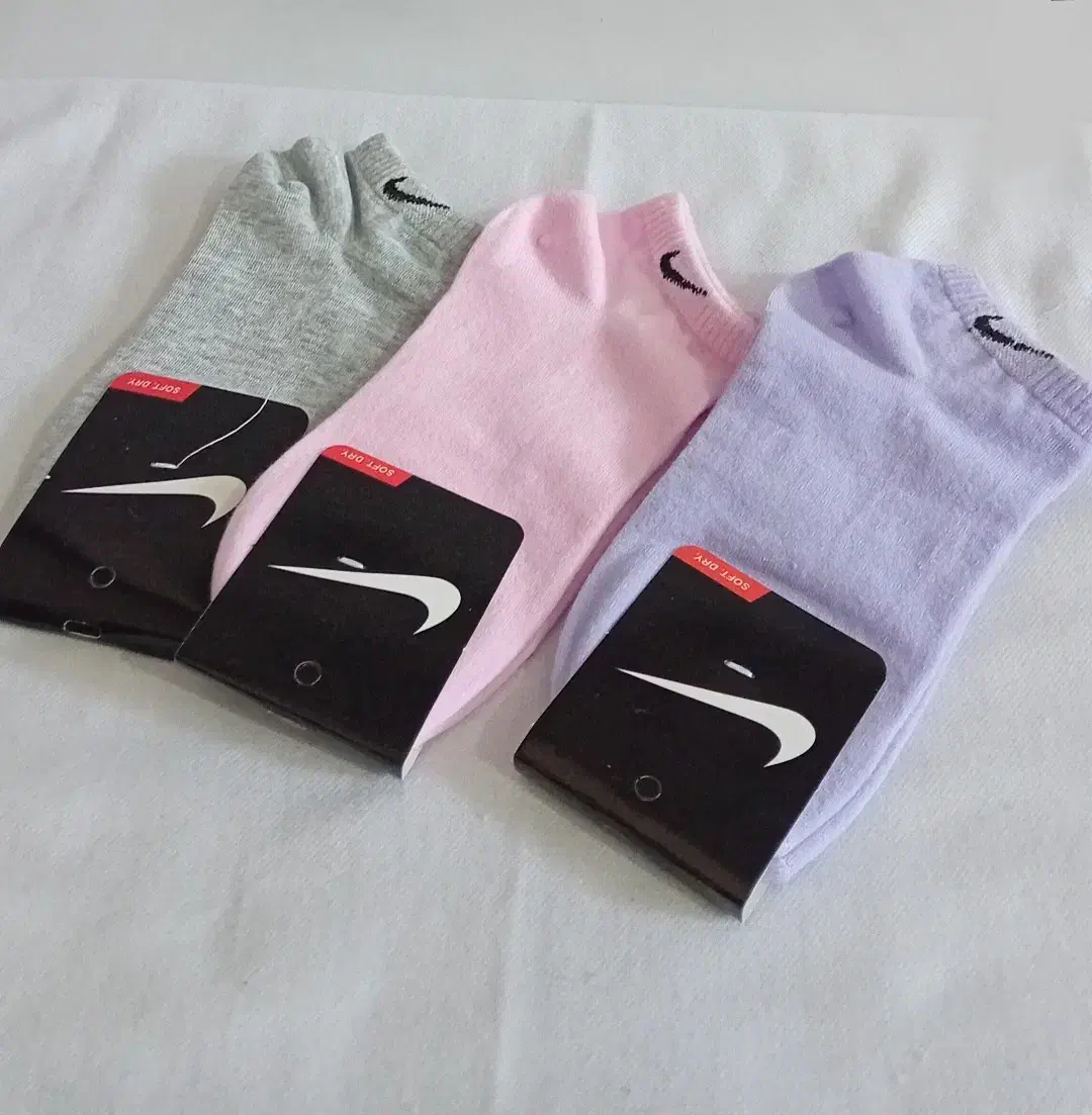 جوراب|لباس|نجفآباد, یزدانشهر|دیوار