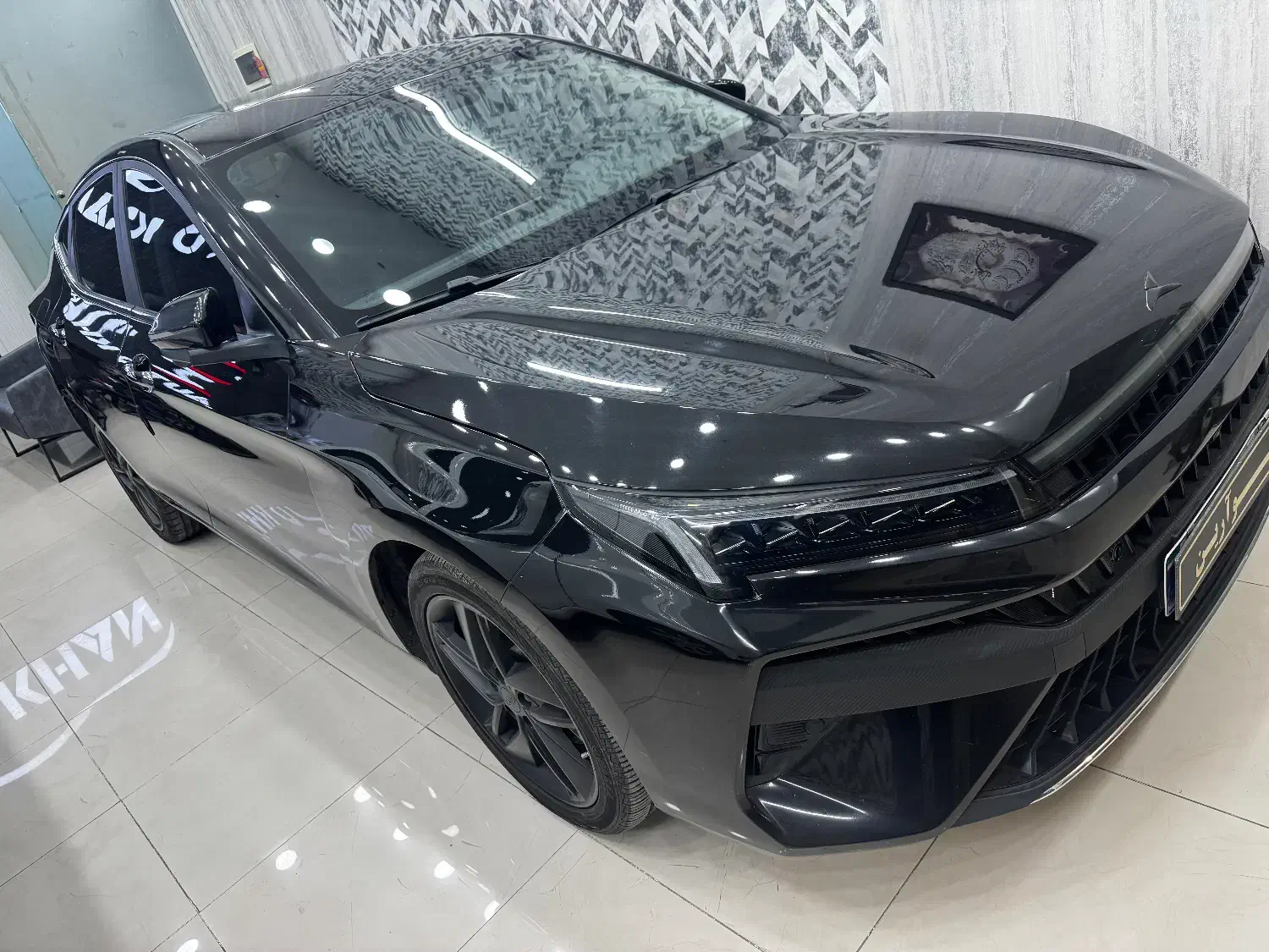 مدل 402 مشکی Kmc j7|خودرو سواری و وانت|قم, باجک دو|دیوار