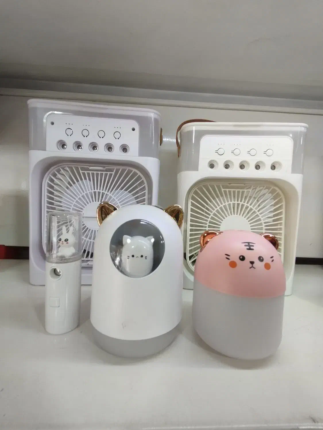 دستگاه مه پاش. (ورق بزنید)|پنکه و تصفیه‌کنندهٔ هوا|تاکستان, |دیوار