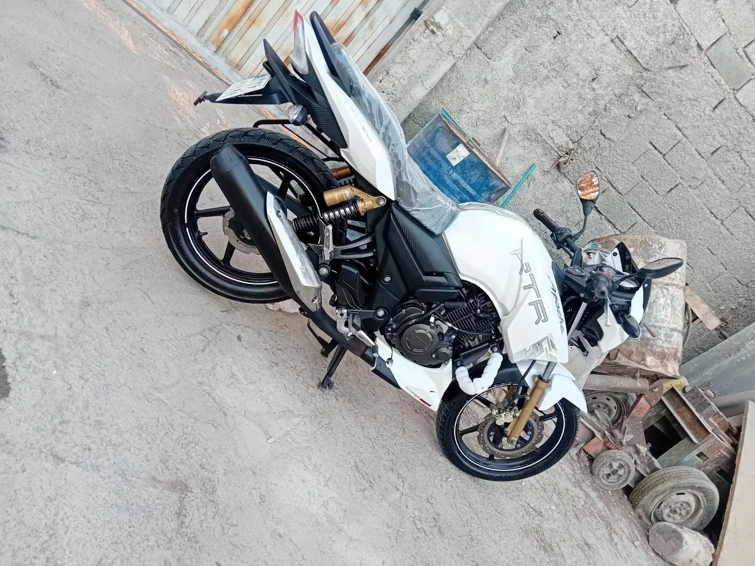 آپاچی 180 مدل 95|موتورسیکلت|قدس, شهر‌قدس|دیوار