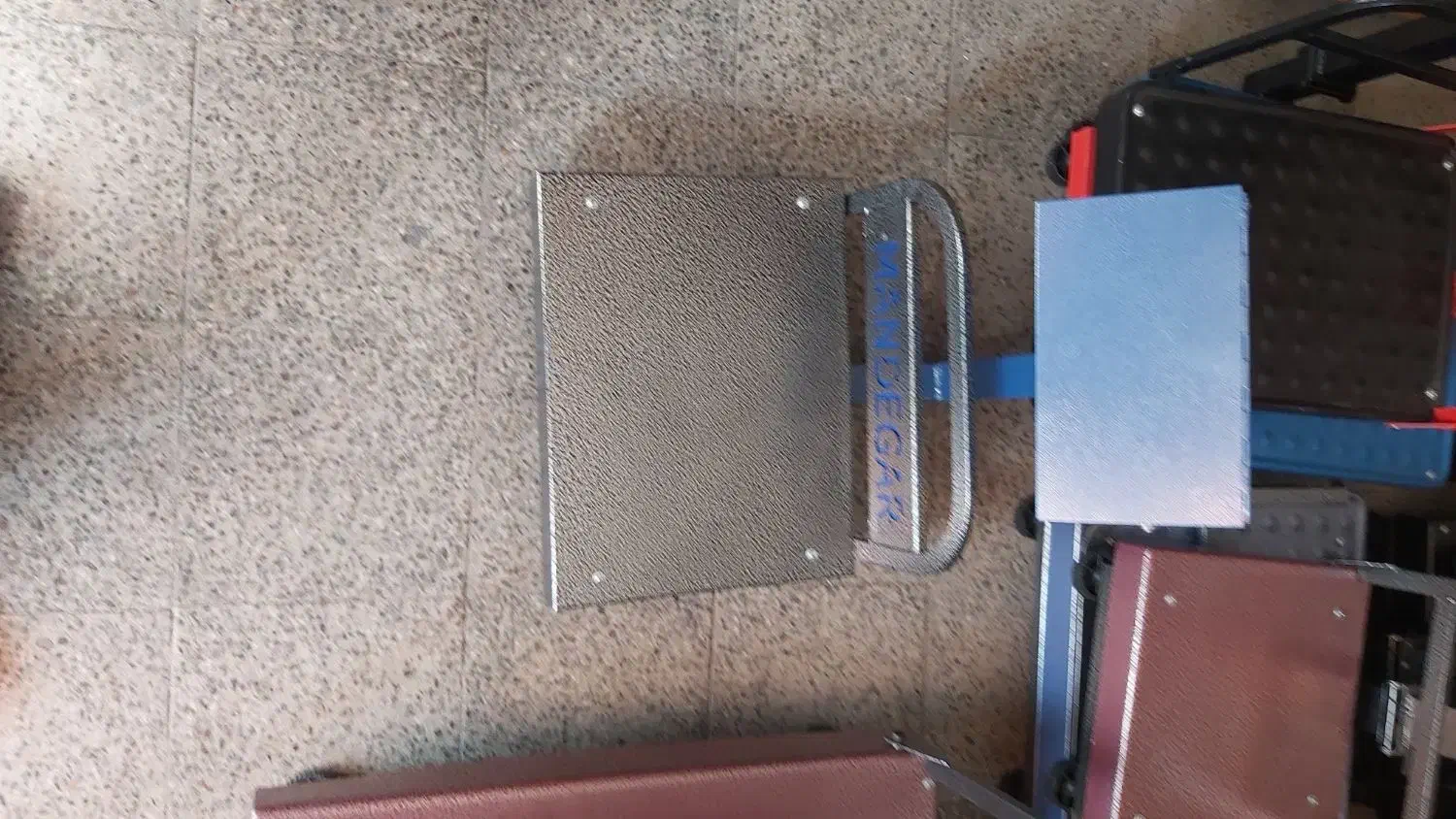 ترازو باسکول 130کیلو مارک کمری|فروشگاه و مغازه|سنندج, |دیوار