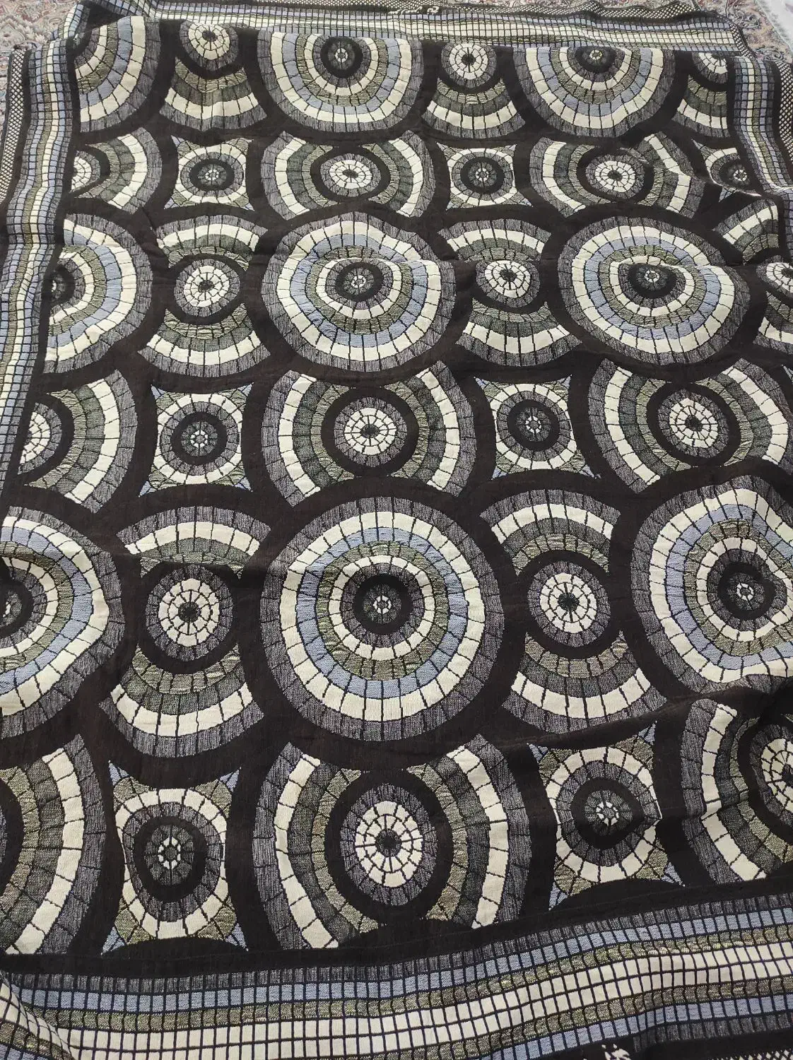 روفرشی ۴ متری|روفرشی|دوگنبدان, |دیوار