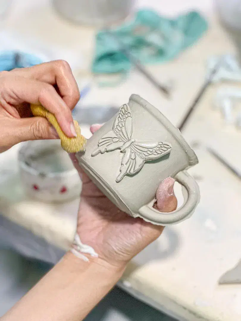 استخدام نیروخانم جهت ریختهگری درکارگاه ظروف سرامیک|استخدام صنعتی، فنی، مهندسی|گرمدره, |دیوار