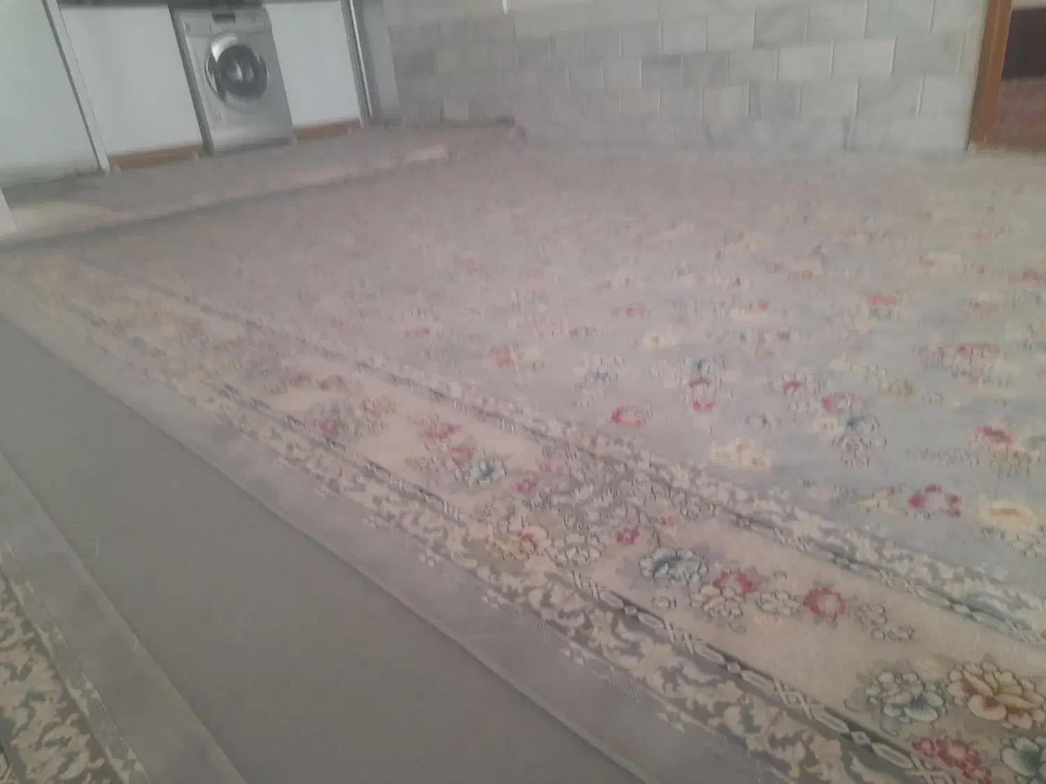 فرش کاشان ۷۰۰ شانه|فرش|تربتحیدریه, فرمانداری|دیوار