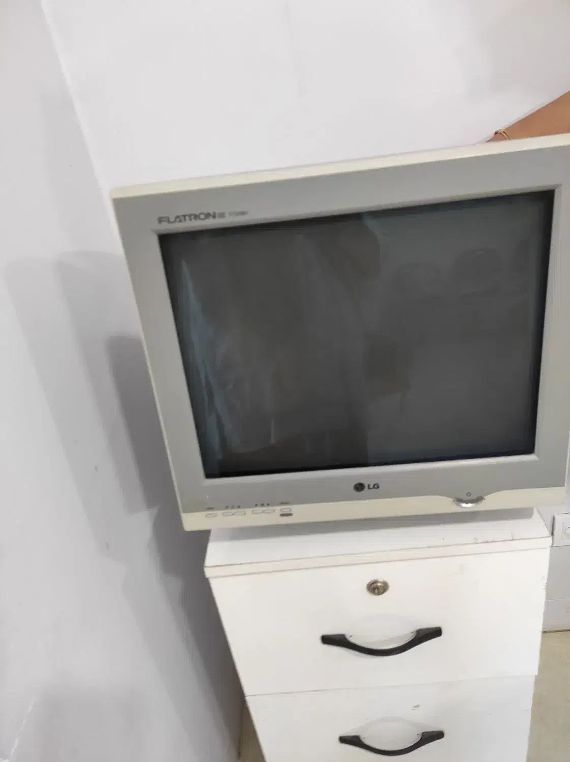 مانیتور کامپیوتر|قطعات و لوازم جانبی رایانه|پرند, فاز ۲|دیوار