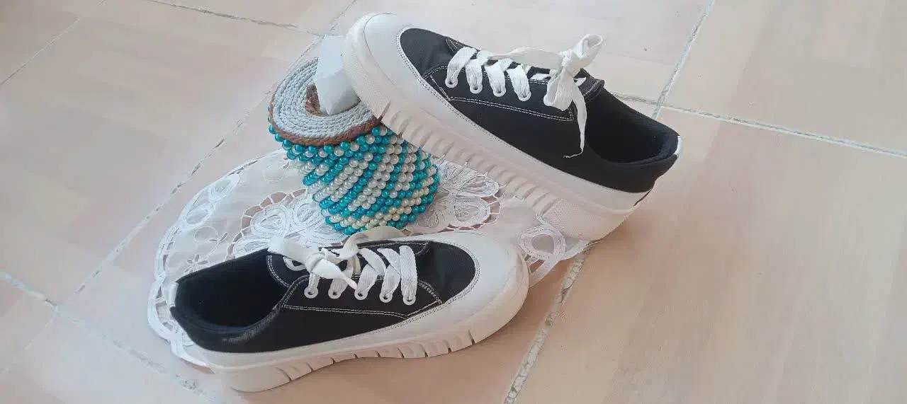 کفش اسپرت|کیف، کفش، کمربند|یاسوج, |دیوار