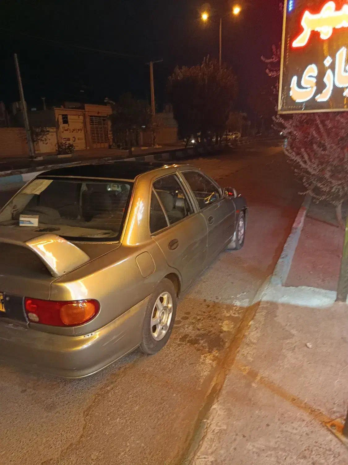 میتسوبیشی لنسر مدل ۱۹۹۳|خودرو سواری و وانت|یزد, |دیوار