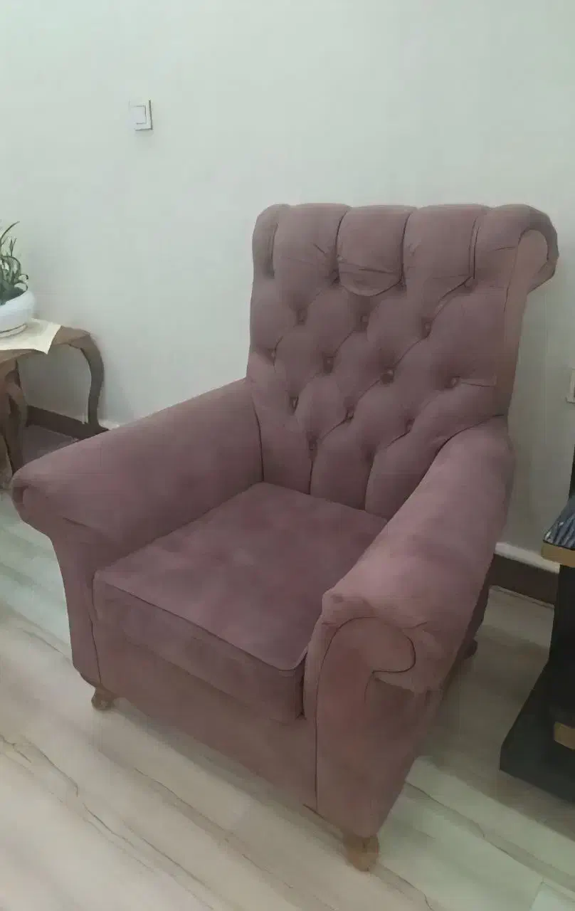 مبل ۸ نفره راحتی محکم ومارکدار|مبلمان خانگی و میز عسلی|رشت, کوی جام جم|دیوار