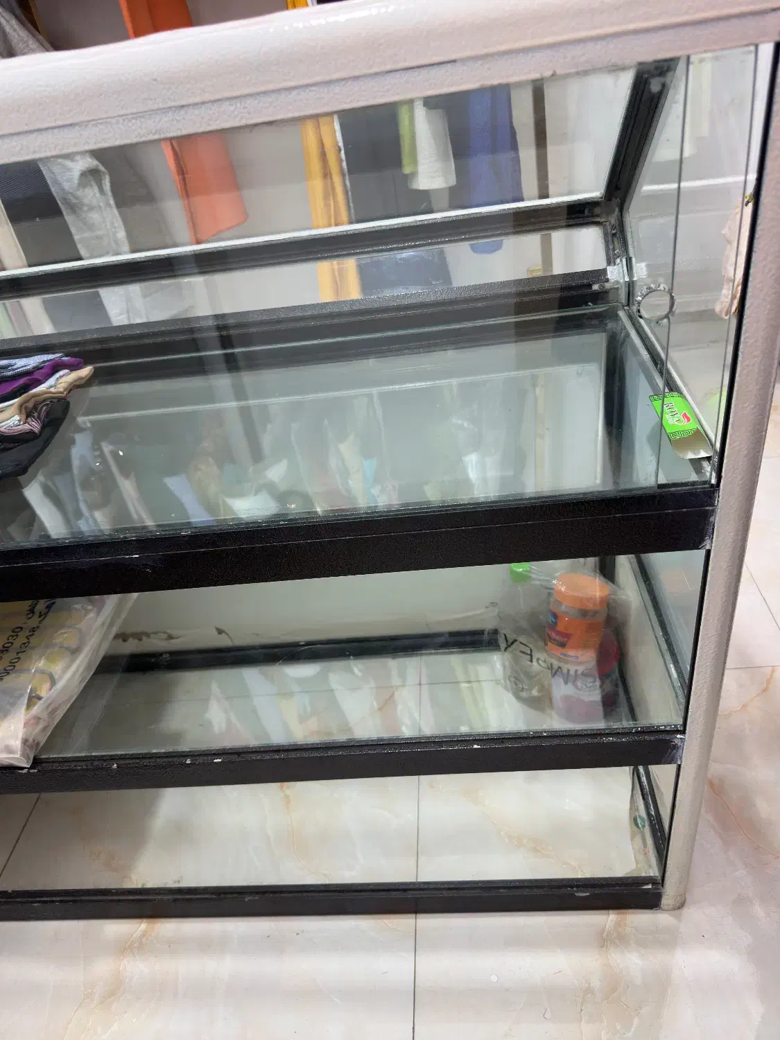 ویترین شیشه ای|بوفه، ویترین، کنسول|گنبد کاووس, |دیوار