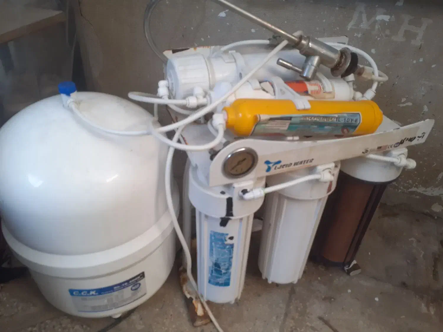 تصفیه اب|آبسردکن و تصفیه آب|همدان, |دیوار