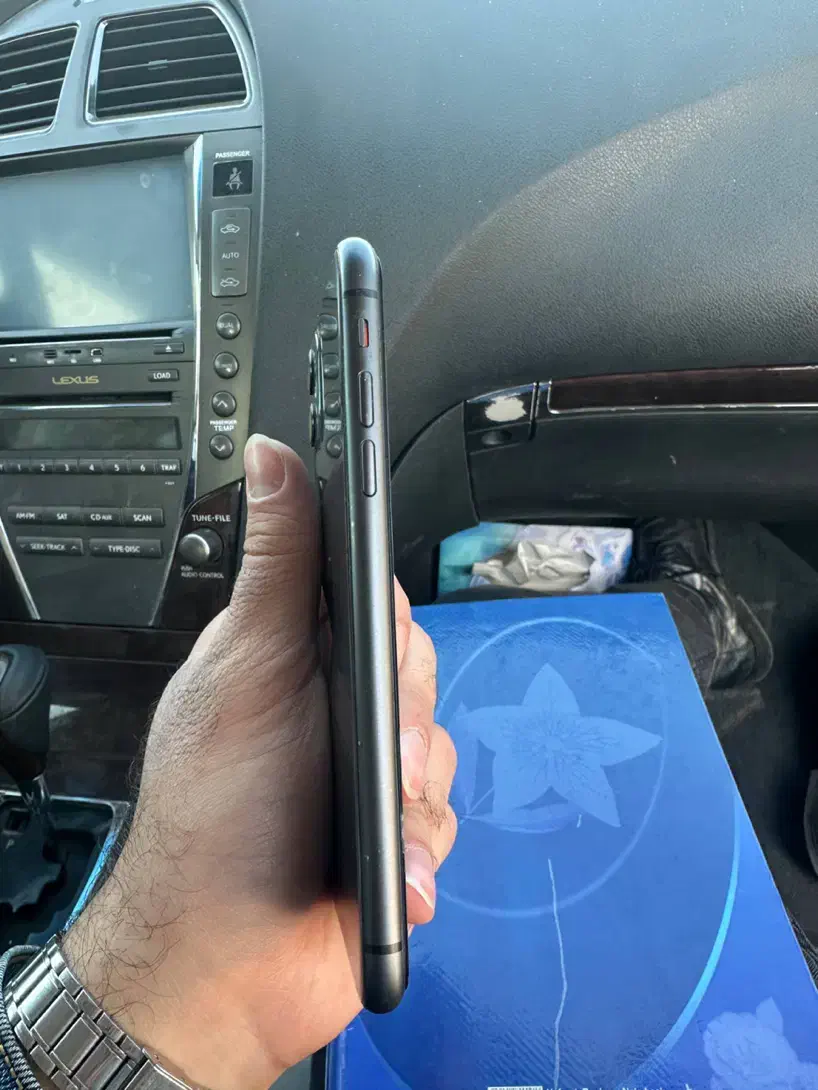 آیفون ۱۱ نرمال|موبایل|شیراز, فرهنگ شهر|دیوار