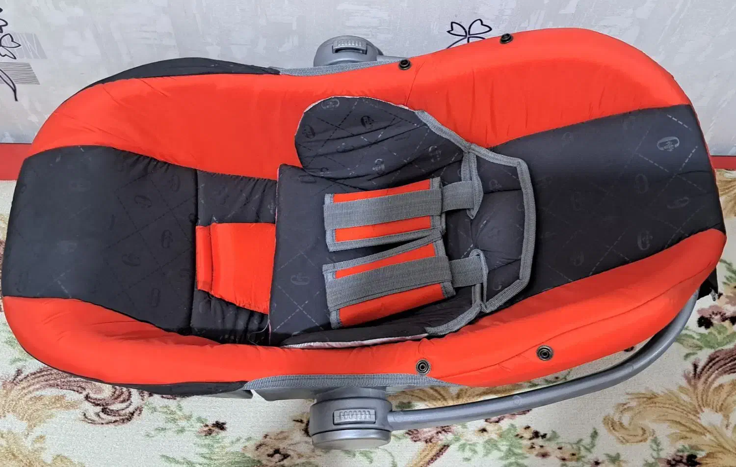 کریر|کالسکه و لوازم جانبی|تبریز, |دیوار