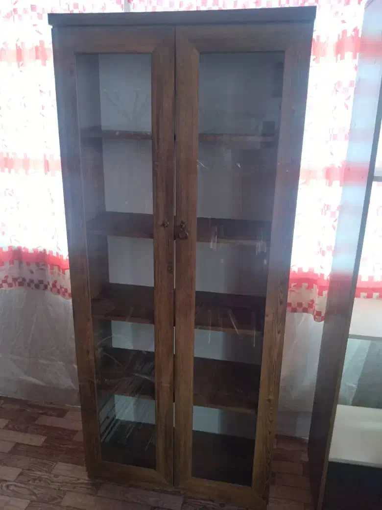 کتابخانه دو عدد ویترینی و مدل طبقه ای|کتابخانه، شلف، قفسههای دیواری|رشت, گلسار|دیوار