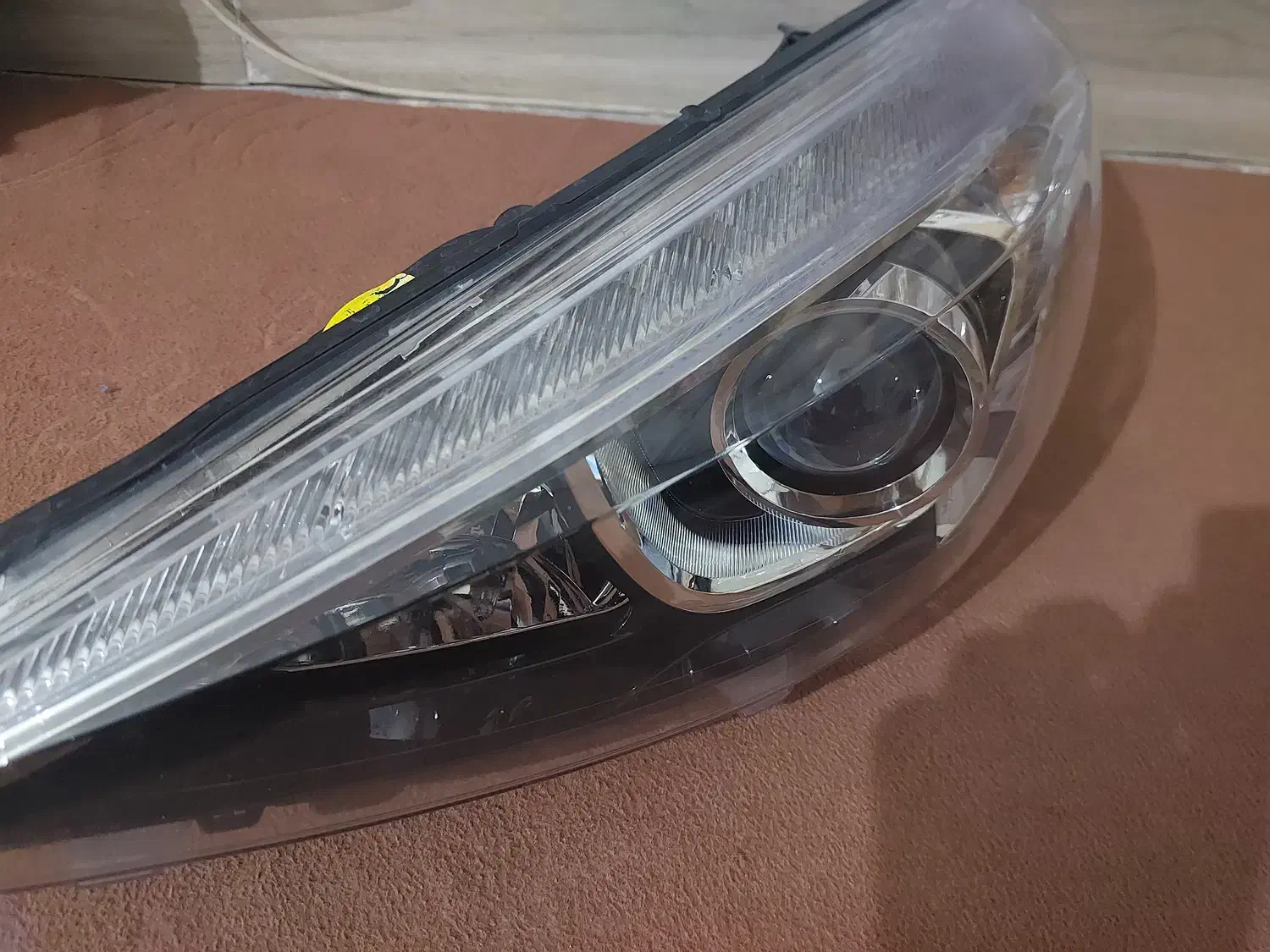 چراغ جلو ۲۰۷ سمت راننده|قطعات یدکی و لوازم جانبی|قدس, شهرقدس|دیوار