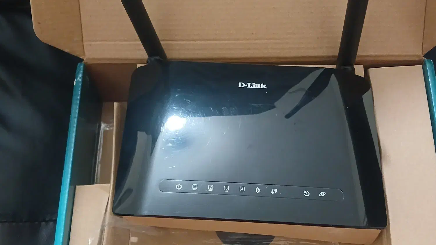 مودم روتر دی لینک adsl2+ وایرلس N320|مودم و تجهیزات شبکه|پرند, فاز ۶|دیوار