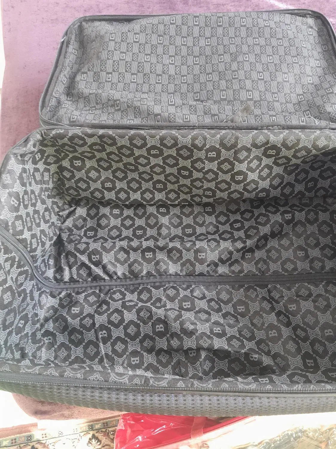 چمدان درحدنو|کیف، کفش، کمربند|مشهد, الهیه|دیوار