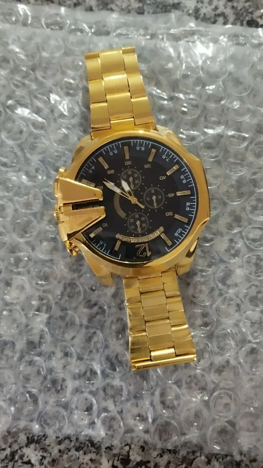 ساعت|ساعت|نیشابور, خط کاشمر|دیوار