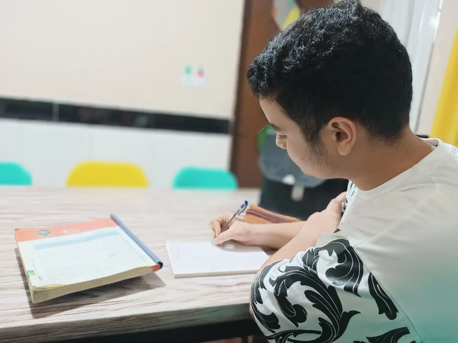 تدریس ریاضی ابتدایی و متوسطه اول و دوم|خدمات آموزشی|ساری, |دیوار