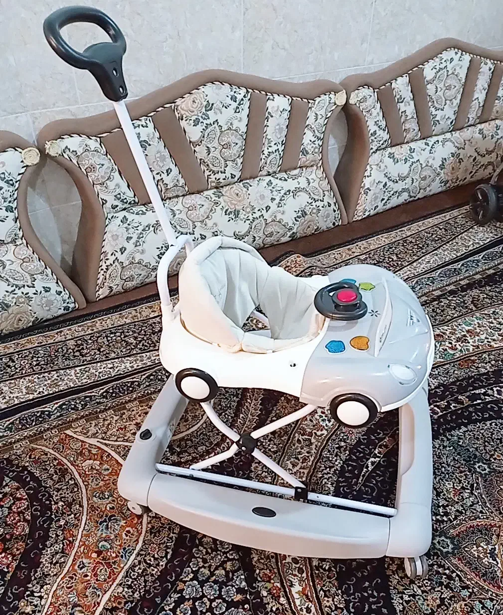 روروک در حد نو|کالسکه و لوازم جانبی|برازجان, |دیوار